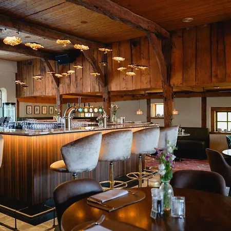 Glamping Winterswijk ラグジュアリーテント