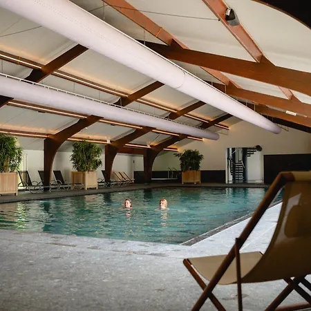 Glamping Winterswijk ラグジュアリーテント *