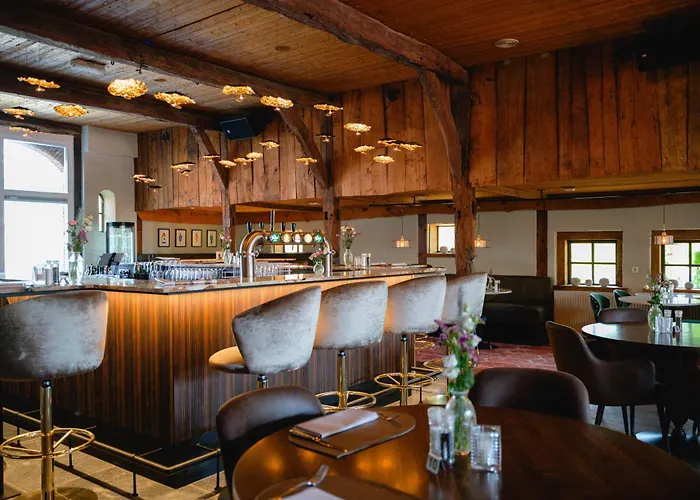 Glamping Winterswijk ラグジュアリーテント